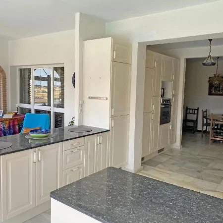 Apartment With Private Pool, Fuente Del Gallo, Baba Yaga Conil De La Frontera