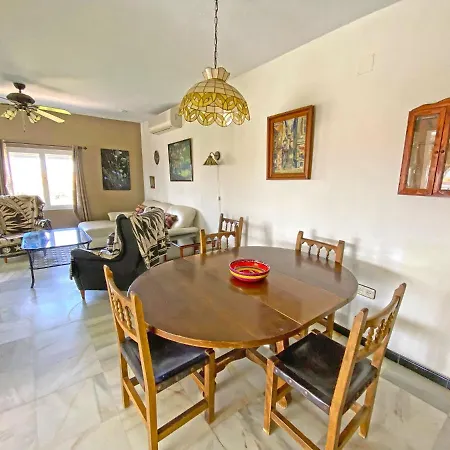 Apartment With Private Pool, Fuente Del Gallo, Baba Yaga *