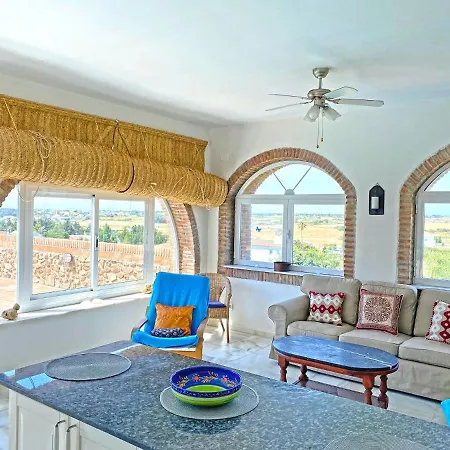 Apartment With Private Pool, Fuente Del Gallo, Baba Yaga