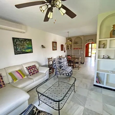 Apartment With Private Pool, Fuente Del Gallo, Baba Yaga Conil De La Frontera