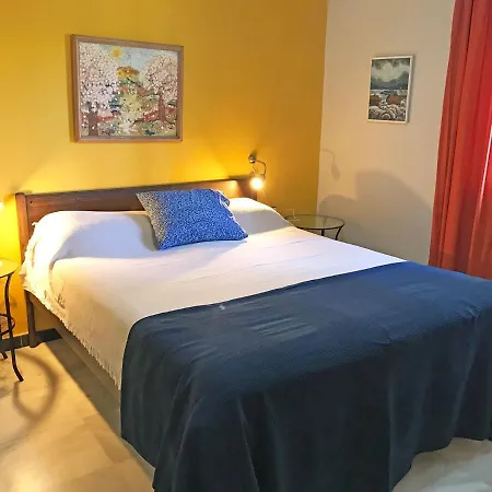With Private Pool, Fuente Del Gallo, Baba Yaga Lejlighed *